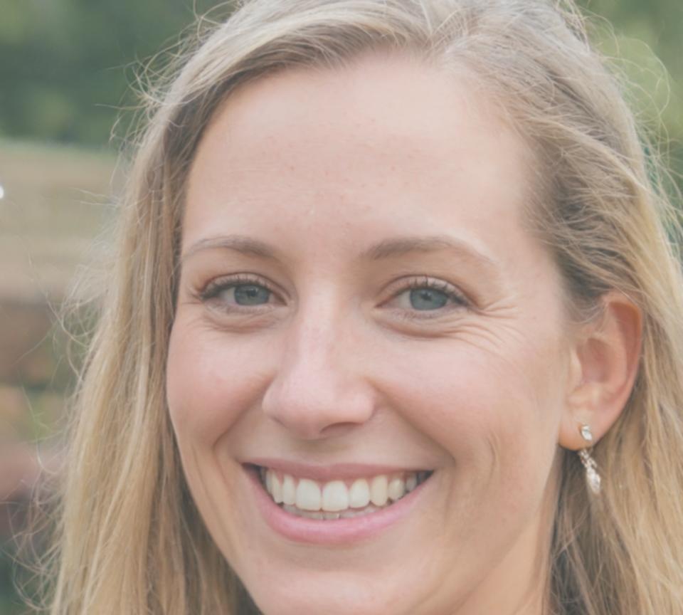 Isla Drummond, financial planning and analysis expert